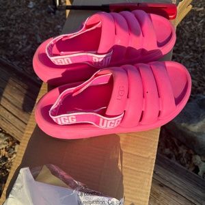 Pink Ugg